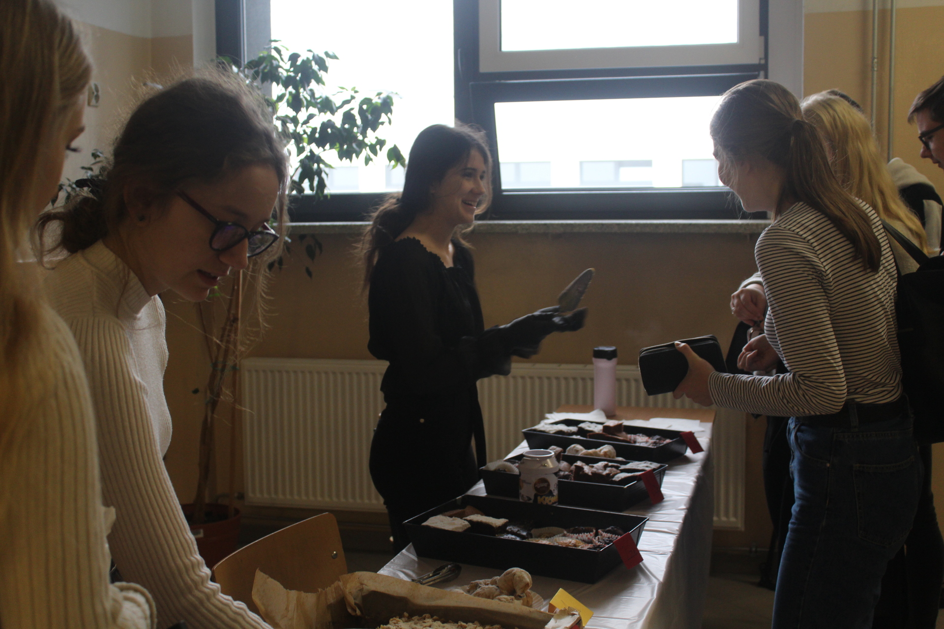 W polkowickim ZS pamiętają nie tylko o zapomnianych grobach (WIDEO)