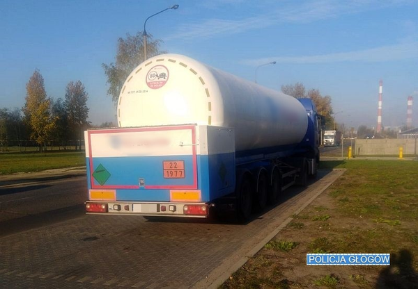 Pijany kierowca cysterny chciał zatankować ciekły azot