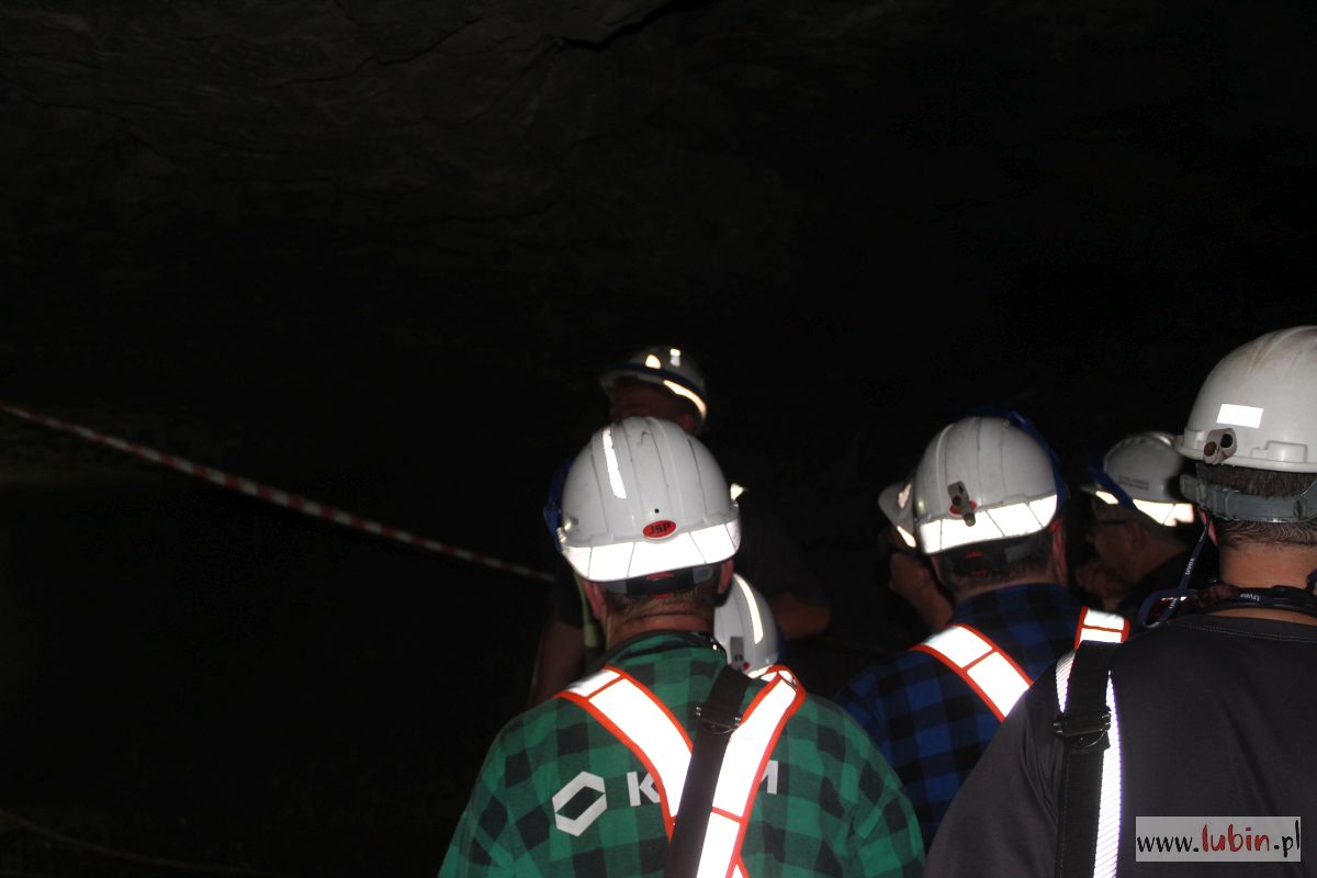 Wypadek w kopalni Polkowice-Sieroszowice. Górnik ciężko ranny