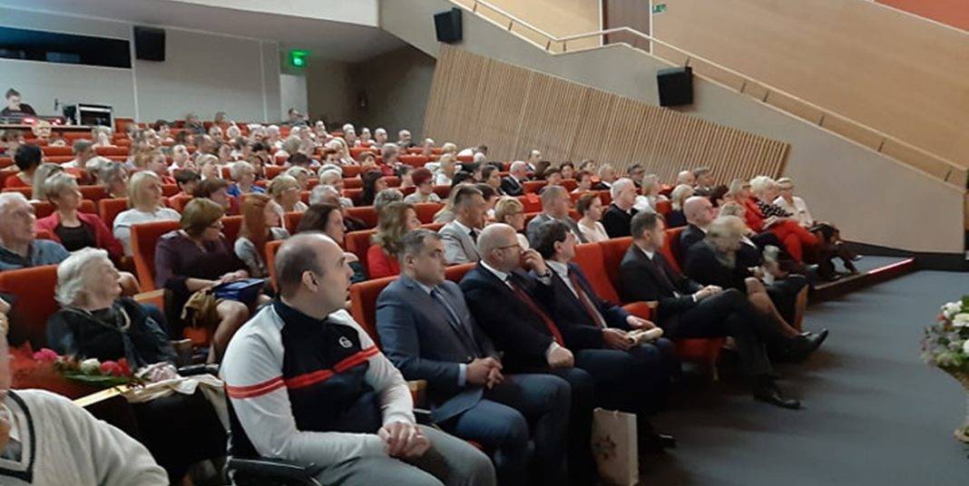 35 lat „Magnolii”