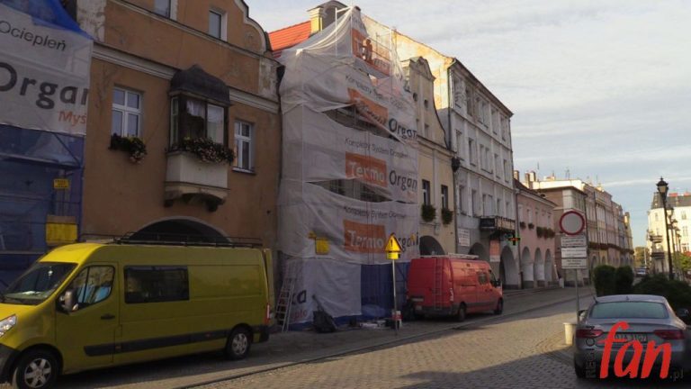 Rozpoczął się remont jaworskich kamieniczek (FOTO, WIDEO)