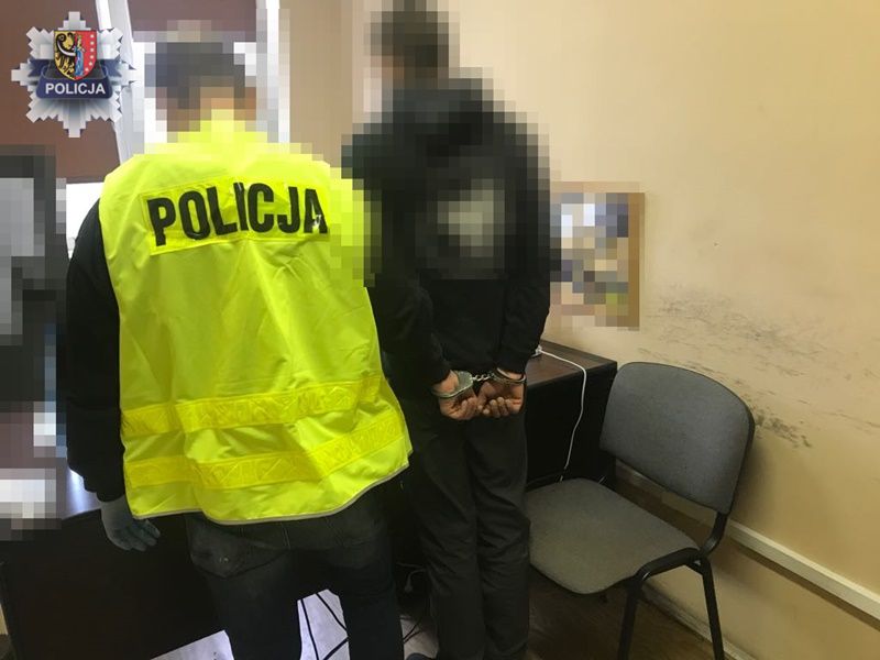 Miał sporo narkotyków. Chciał przekupić policjantów