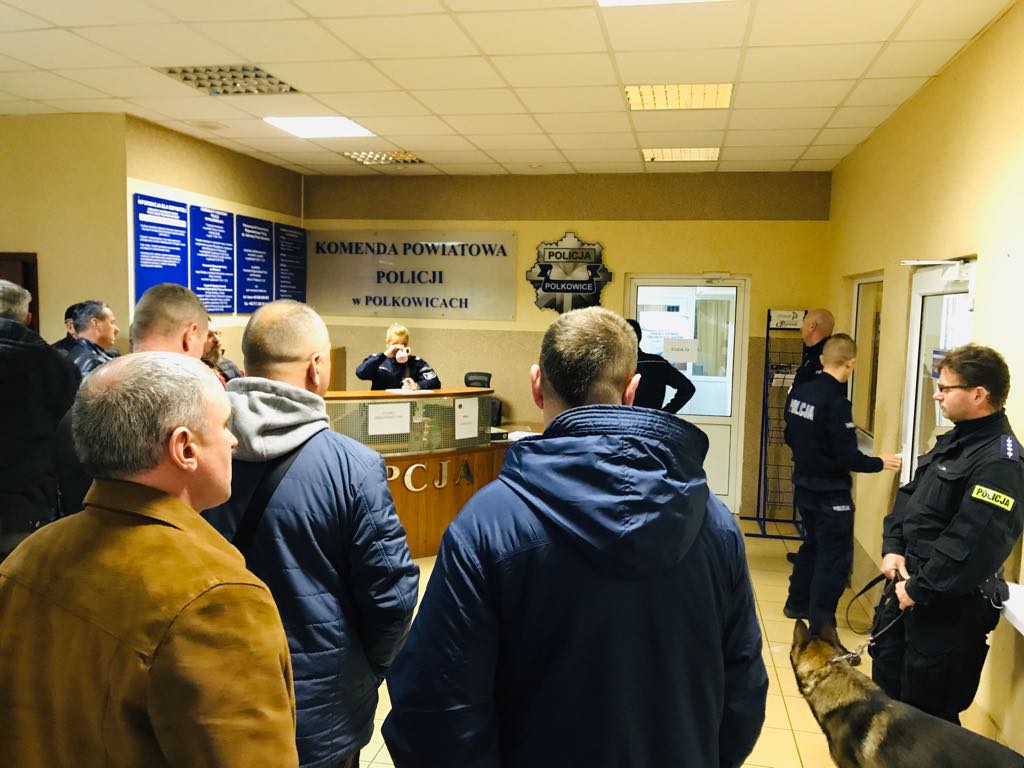 Polkowiccy policjanci szkolili rezerwistów