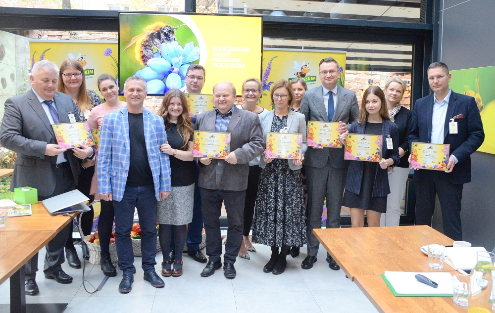 Legnica i gmina Lubin z największym apetytem na miód