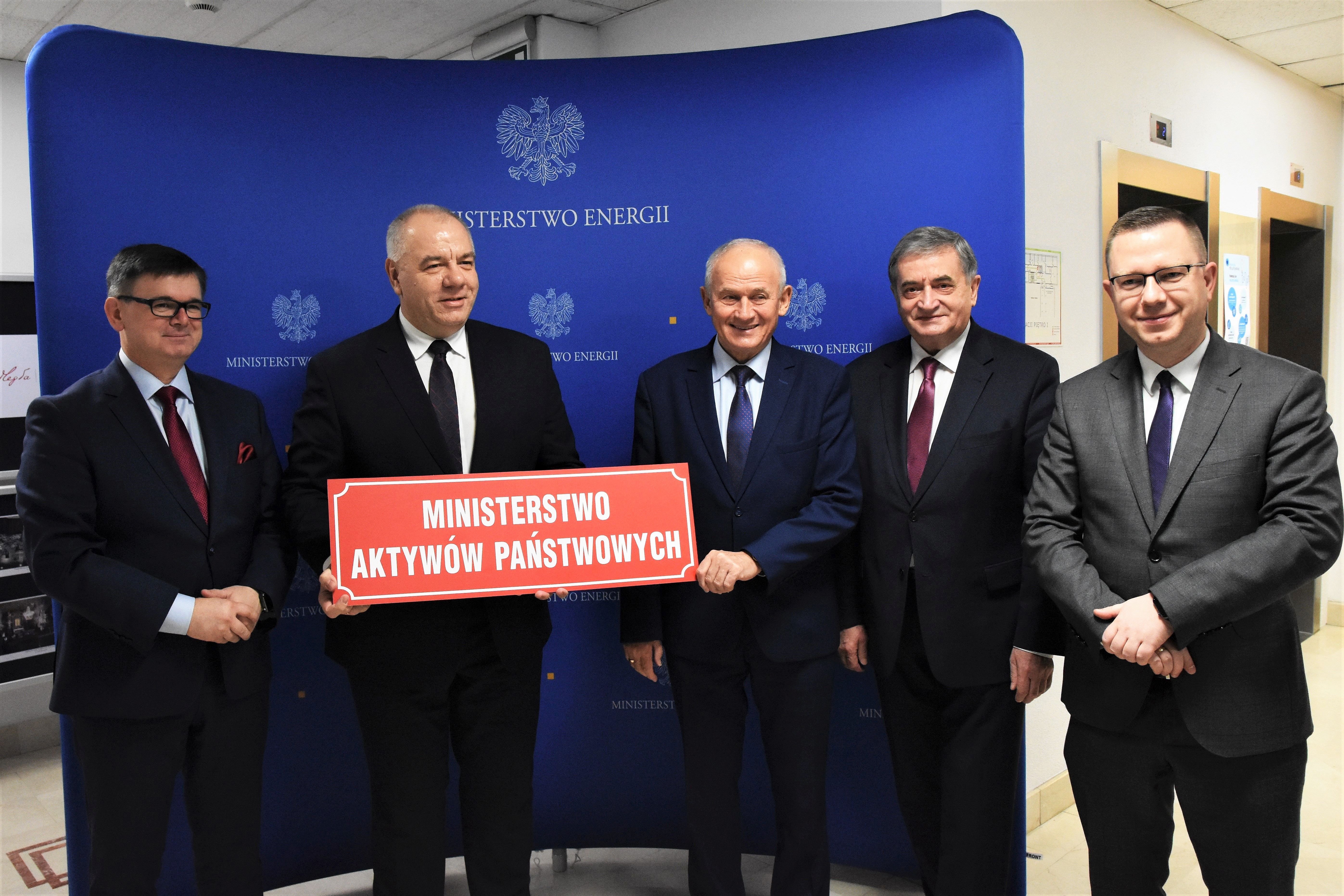 Jacek Sasin czuwa nad KGHM i rachunkami za prąd