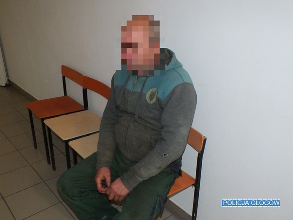 Traktorzysta z promilami i bez uprawnień