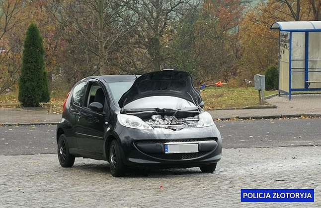 Jego auto zaczęło płonąć, gdy… jechał po alkohol