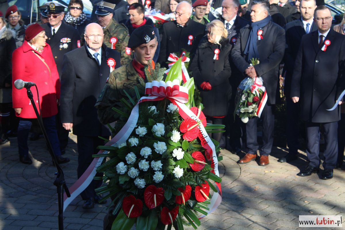 Świętujemy 101. rocznicę odzyskania przez Polskę niepodległości (FOTO)