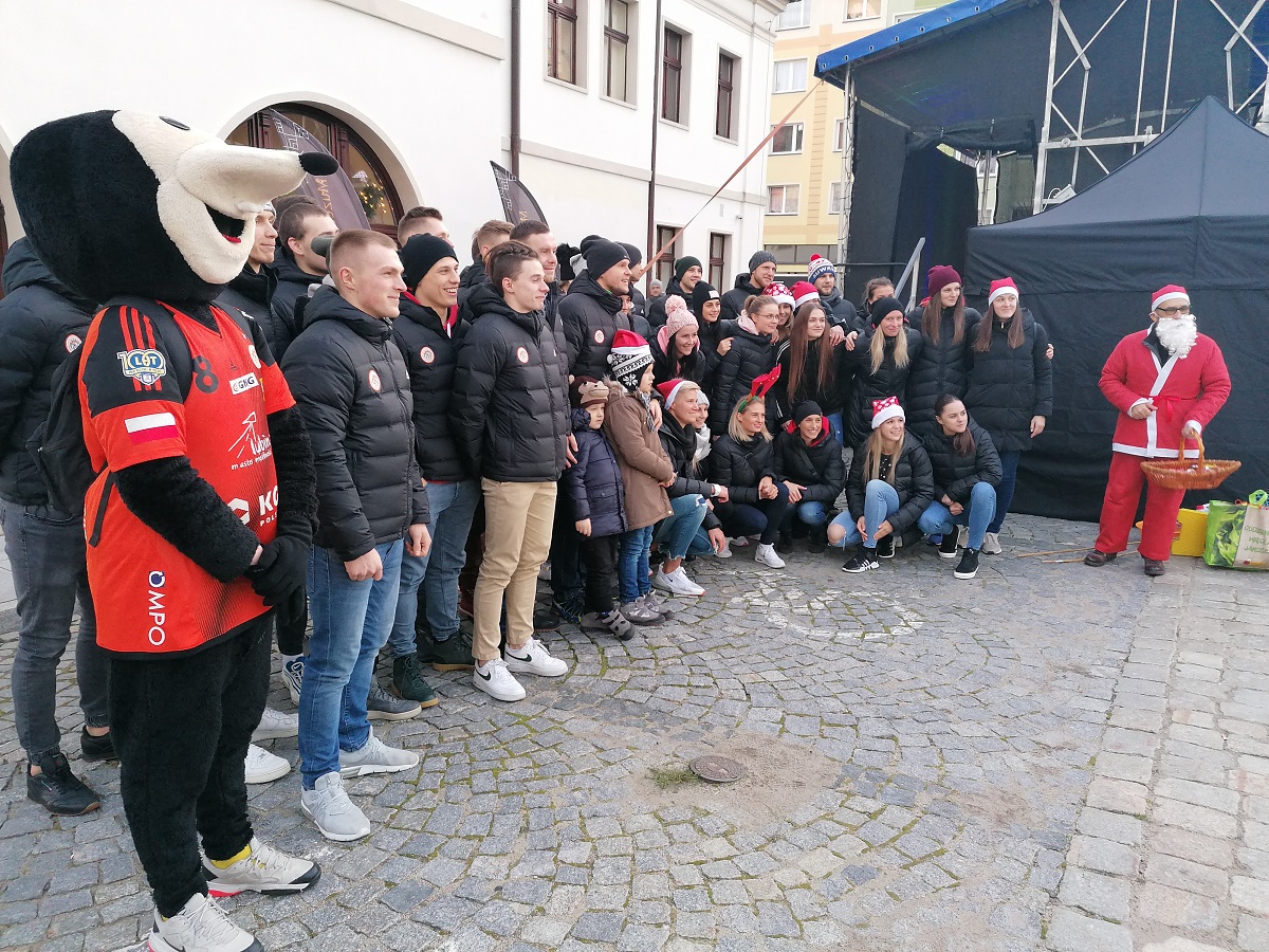 Szczypiorniści poczuli magię Świąt (FOTO)