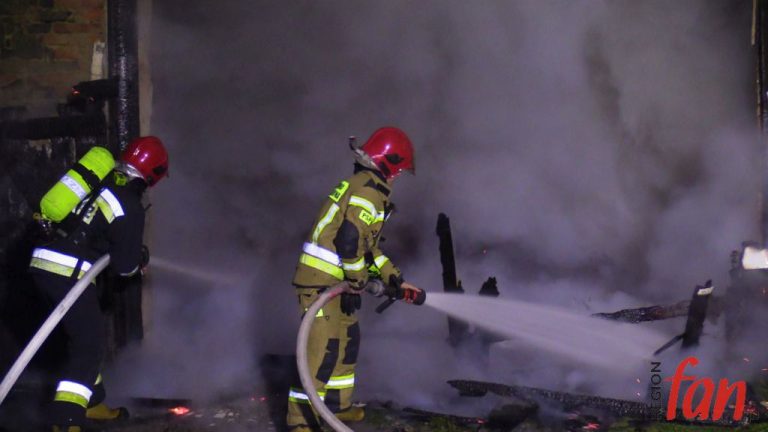 Pożar hali magazynowej w Głogowie