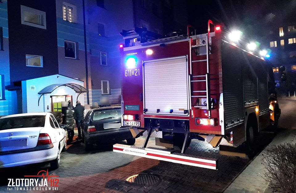 Na klatce wyczuli gaz pieprzowy