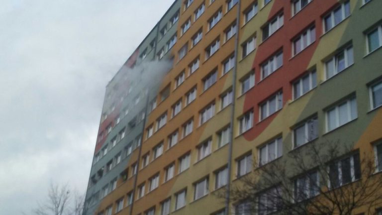 Próbował uniknąć śmierci w płomieniach