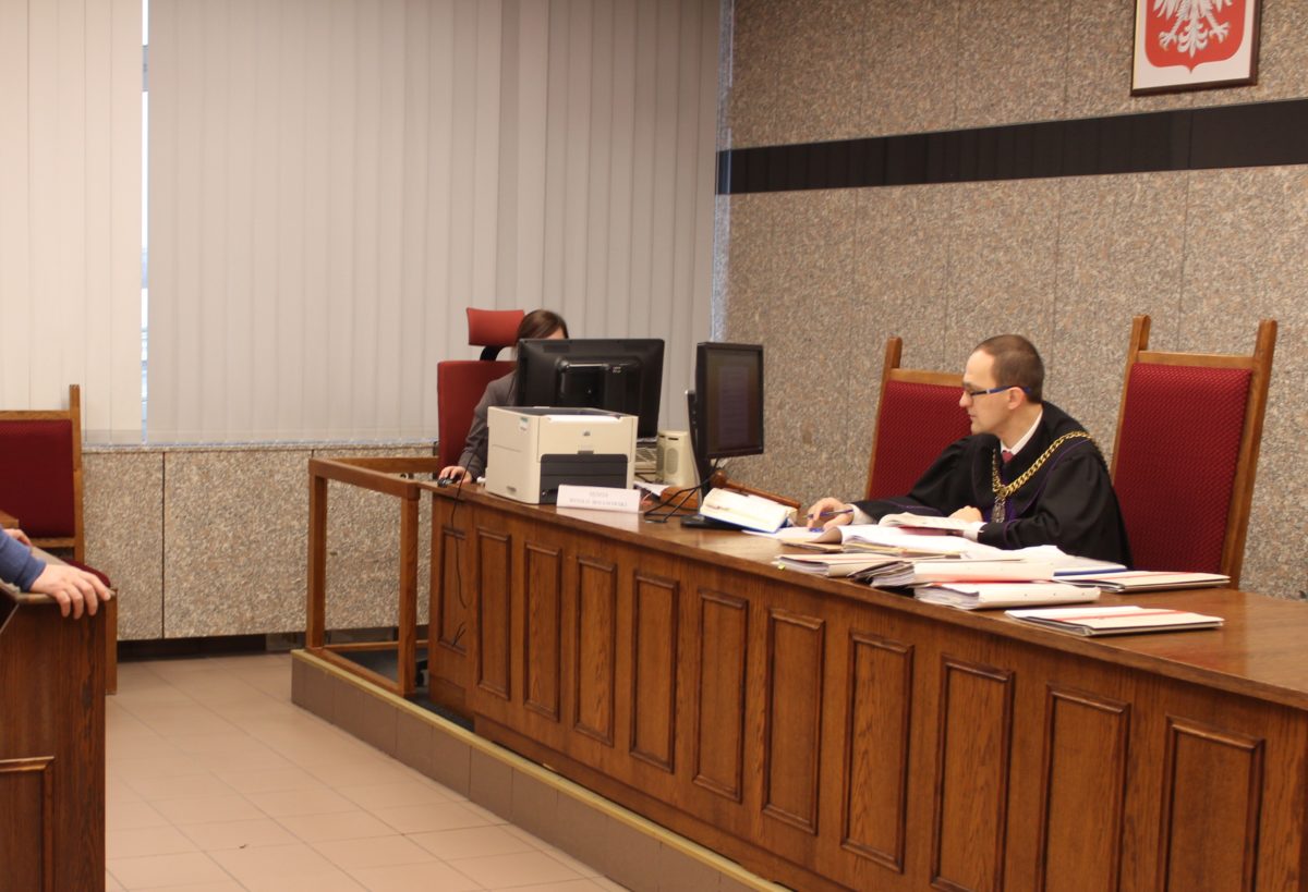 Oskarżony o molestowanie trener stanął przed sądem