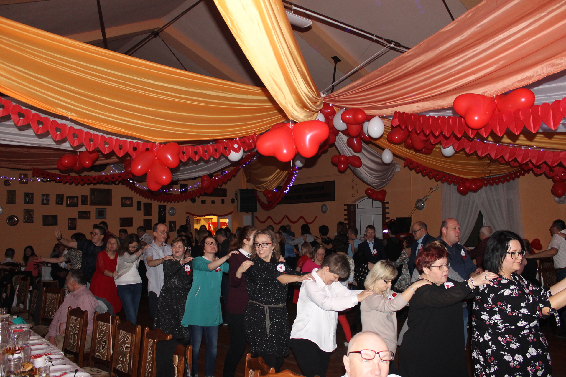 Walentynkowa integracja w Sieroszowicach  