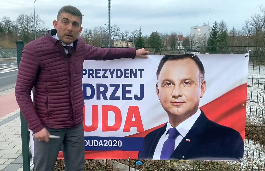 Baner wyborczy trafił na policję