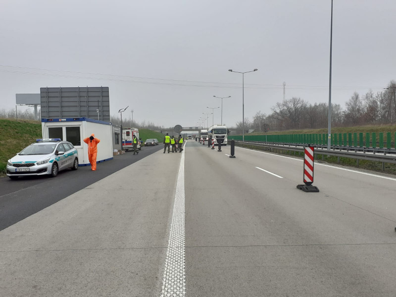 Krótsze kolejki na granicach. TIR-ów nie kontrolują