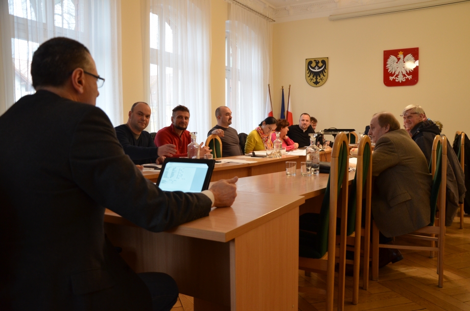 Do końca marca bez sesji i komisji