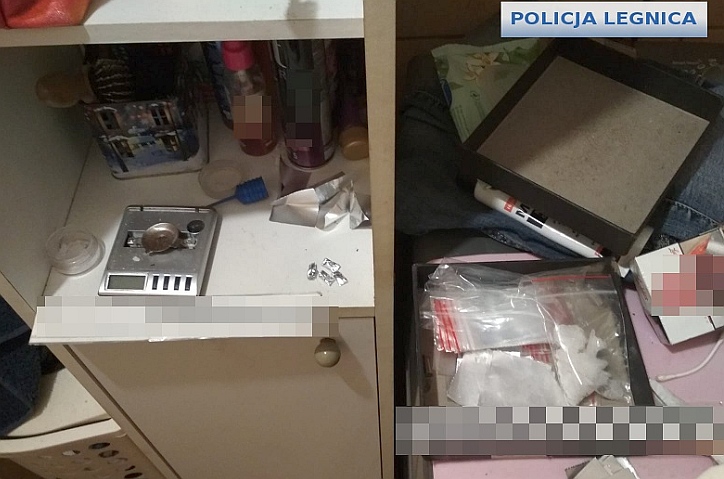 Narkotyki w mieszkaniu 30-latki