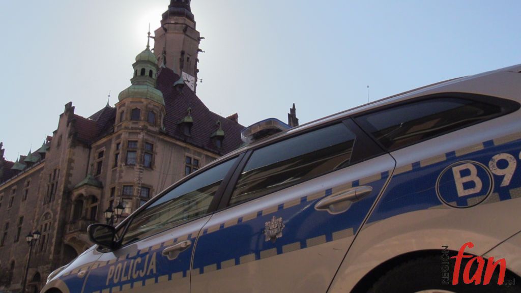 Mobilne patrole apelują do mieszkańców (WIDEO)