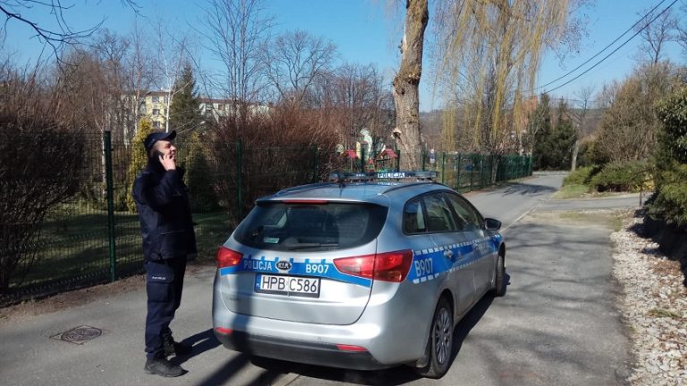 Złamał kwarantannę, bo musiał zatankować. Grozi mu 30 tys. zł kary