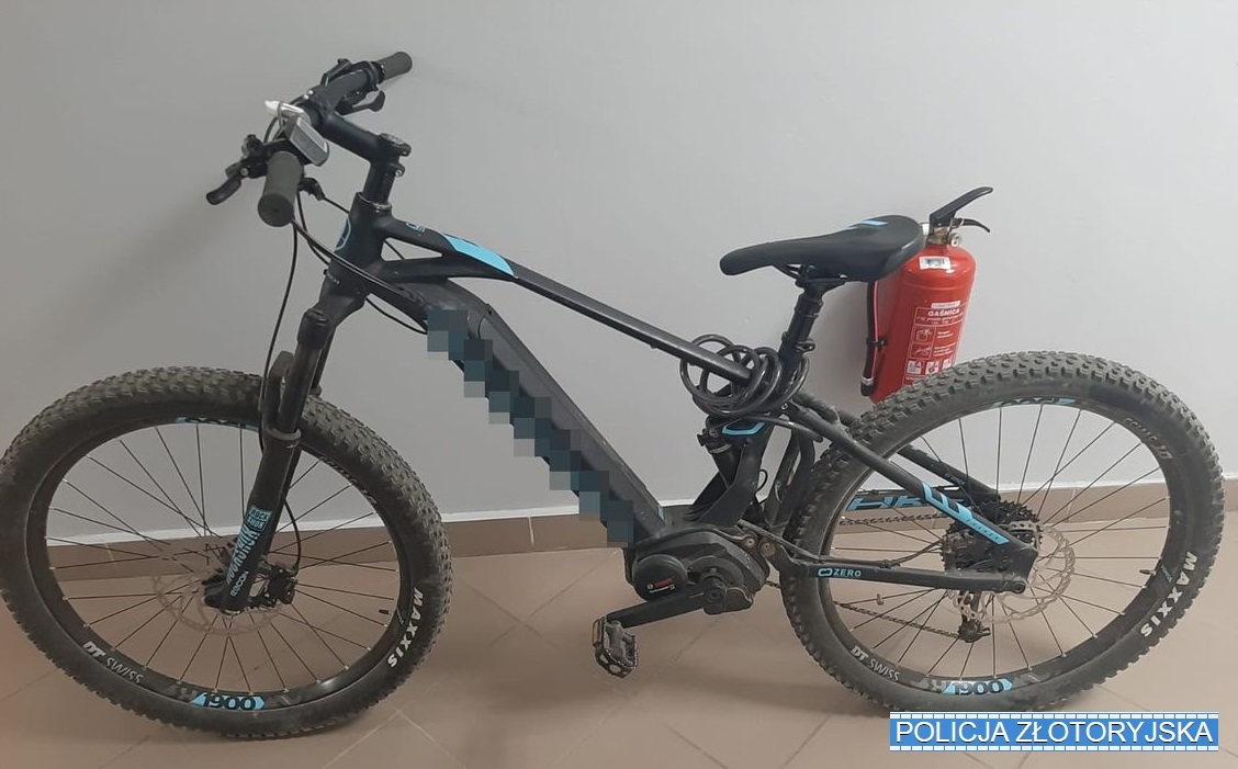 Złodzieje rowerów nie próżnują. Jak nie dać się okraść?