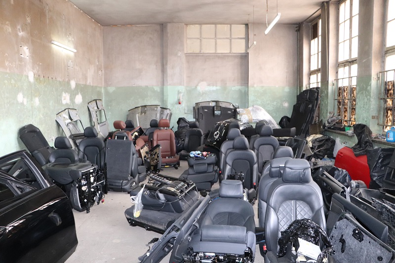 Zlikwidowali kilka dziupli samochodowych (FOTO)