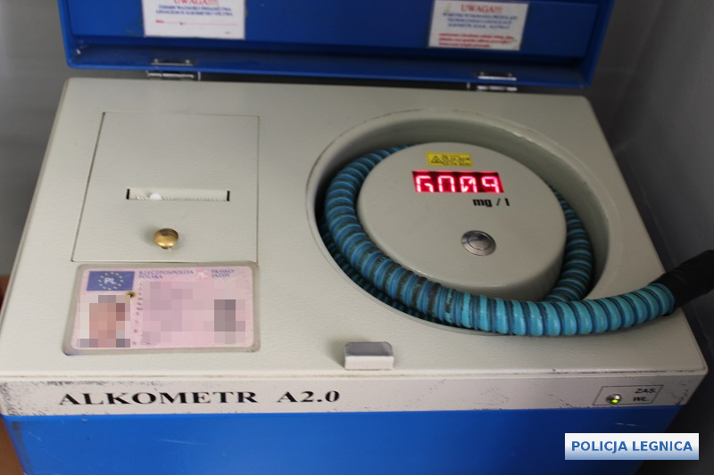 Pirat drogowy z trzema promilami