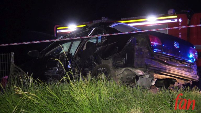 Obaj twierdzą, że wjechali na zielonym, a i tak się zderzyli (FOTO)