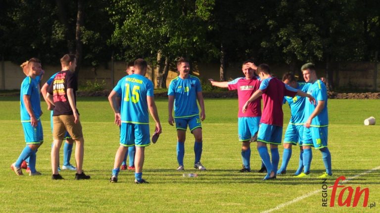 Pucharowe emocje na stadionie Kuźni (FOTO, WIDEO)