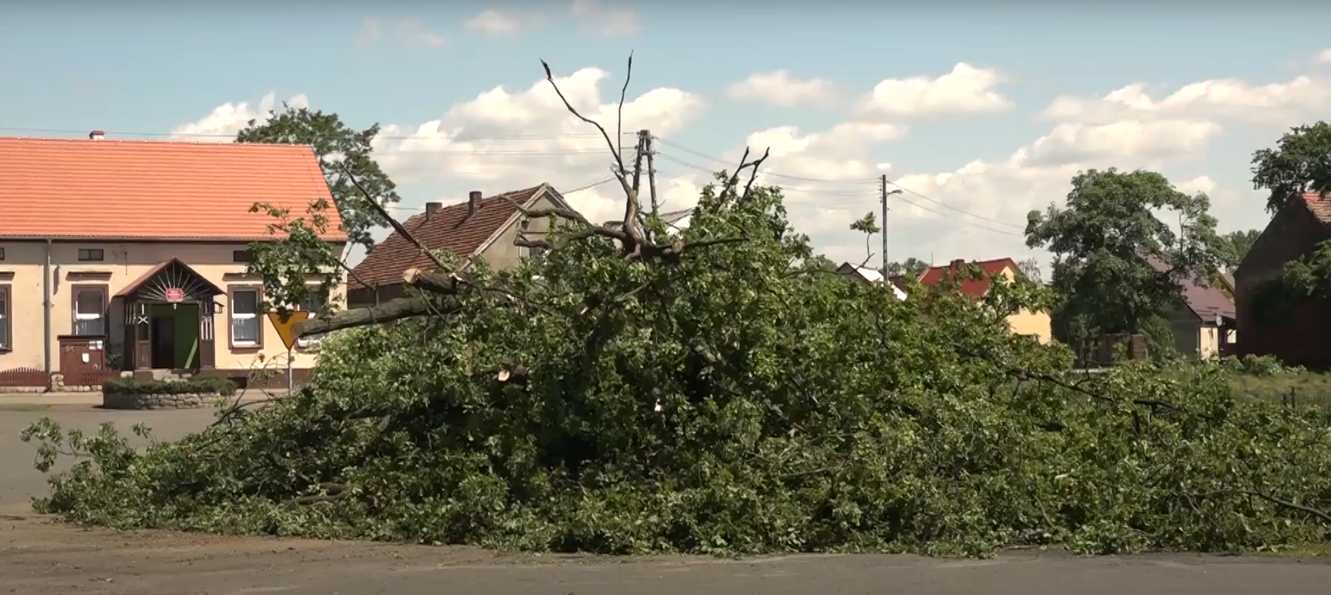 Dramatyczne skutki nawałnicy w Skidniowie