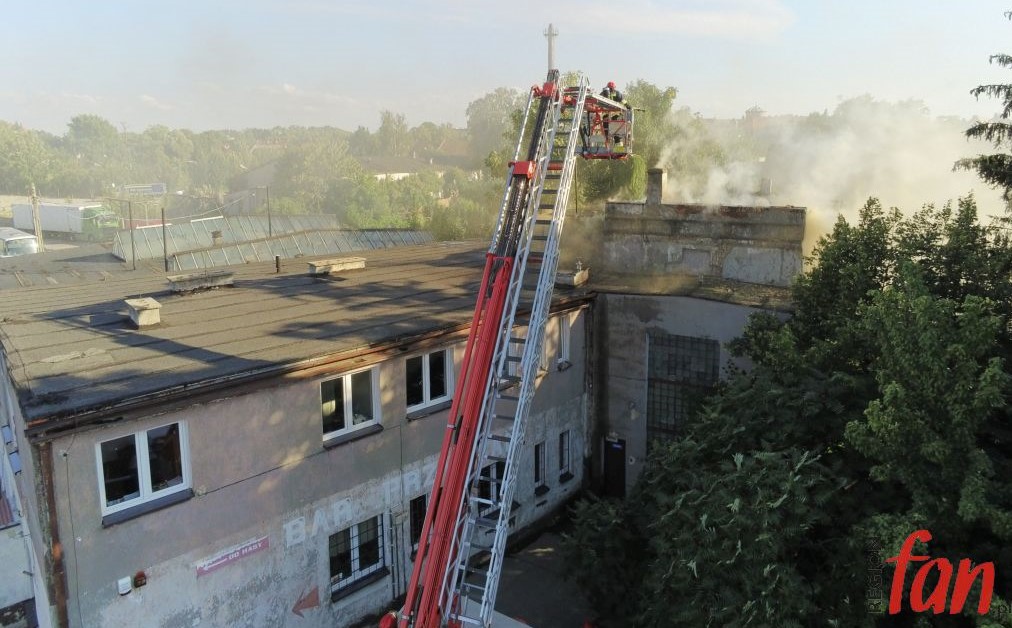 Pustostan w ogniu – Cobra w akcji (FOTO, WIDEO)