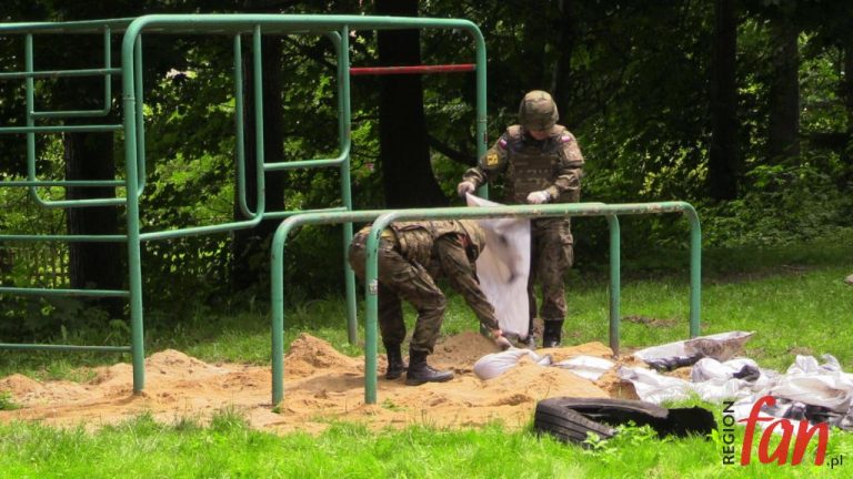 Granat w centrum Złotoryi (WIDEO)