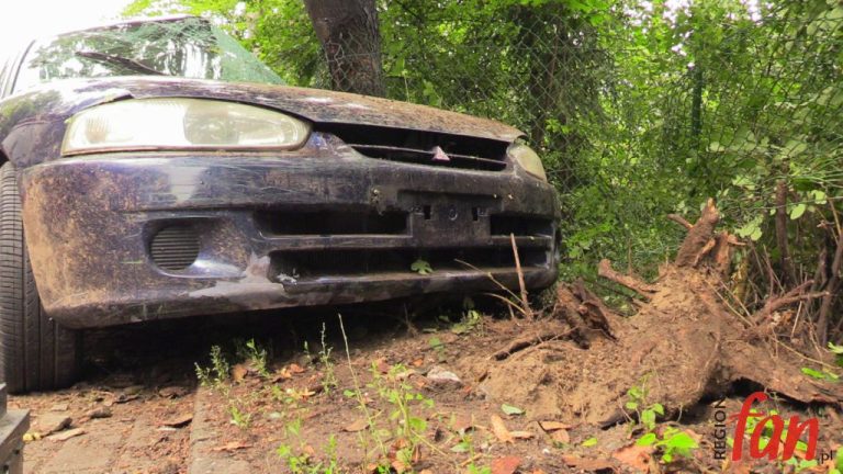 Kolizja w Bolkowie – dwie osoby w szpitalu (FOTO, WIDEO)