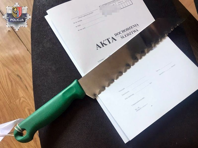 Maczetą chciał zabić znajomego
