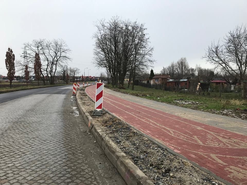 6-latek wypadł z okna. Teraz walczy o życie