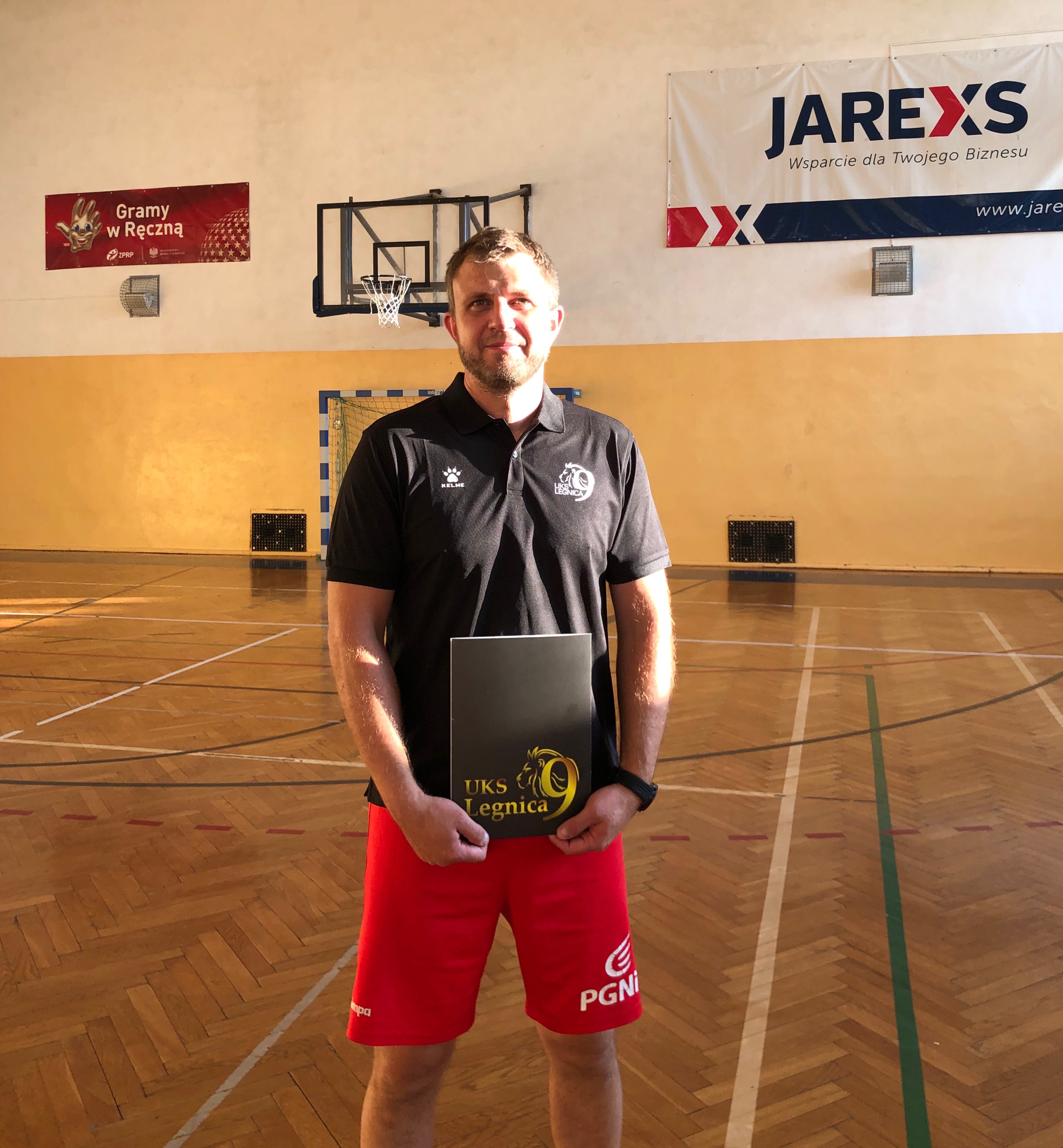 Superligowy trener w szeregach UKS Dziewiątki Legnica