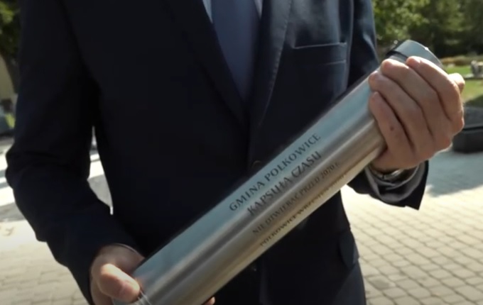 Nie otwierać przez przynajmniej 50 lat!