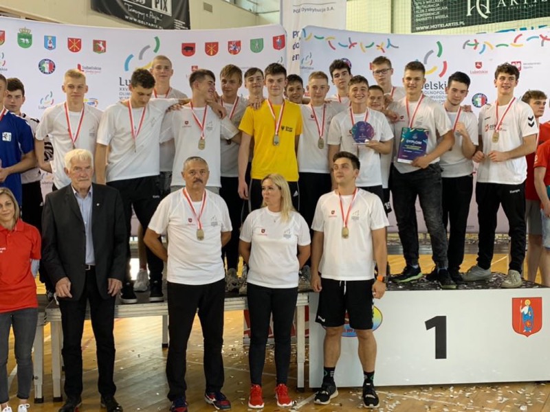 Szczypiorniści z regionu ze złotem!