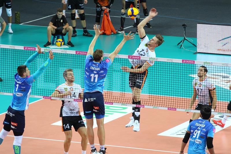 Suwałki poprawiły bilans z Lisami