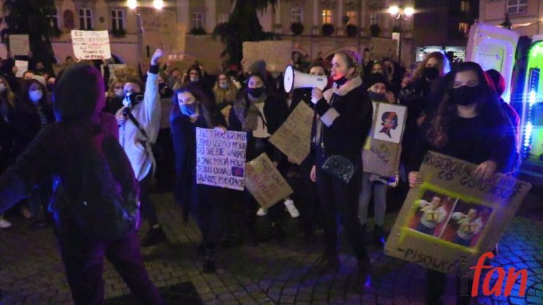 Jaworzanki zaprotestowały (FOTO, WIDEO)