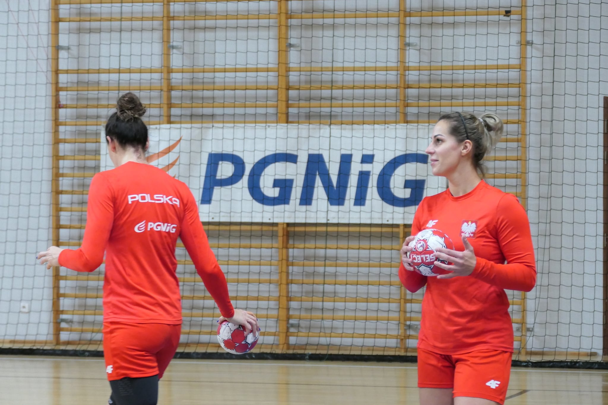 Szczypiornistki trenują z kadrą