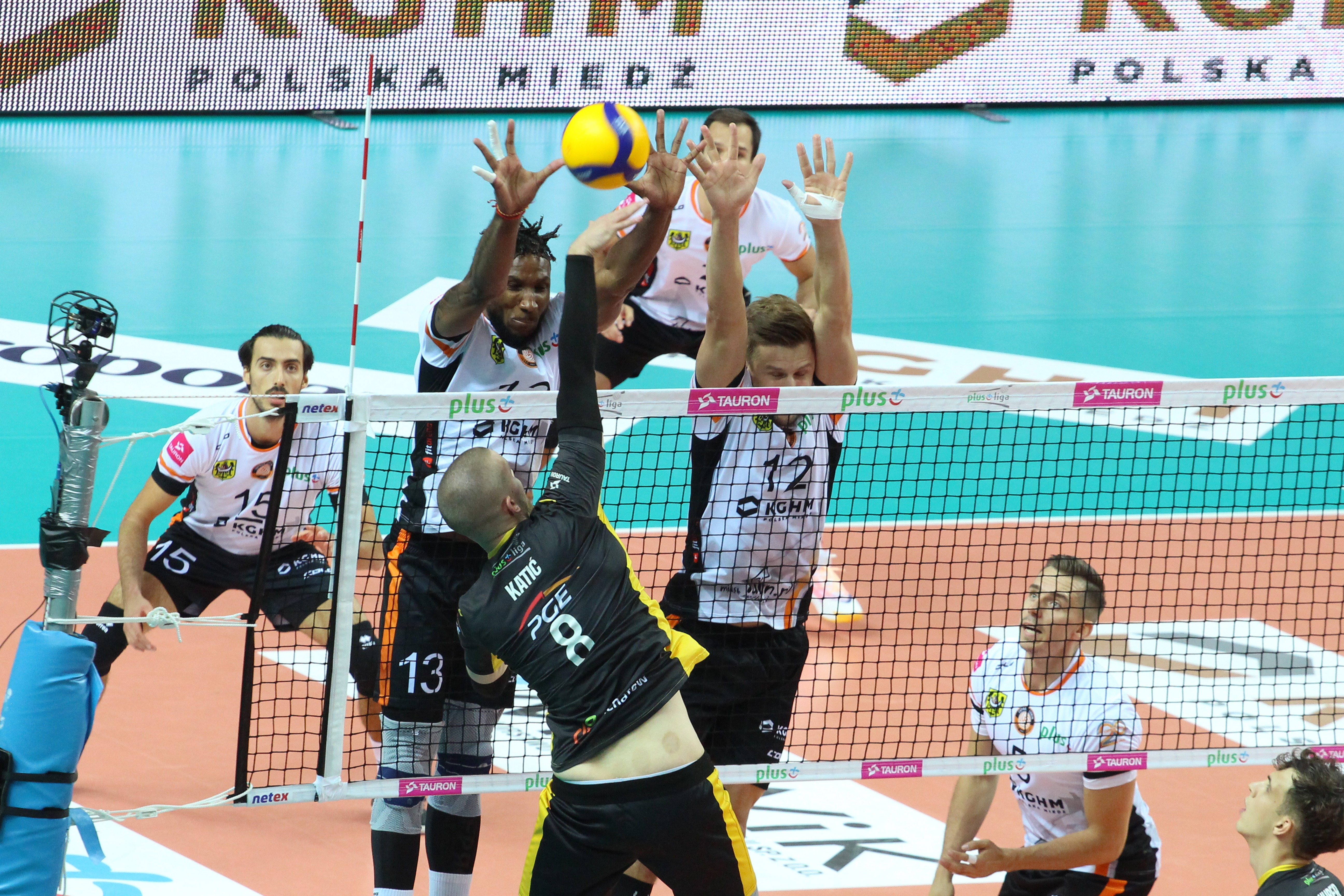 Trzy punkty bez straty seta przeciwko Skrze Bełchatów