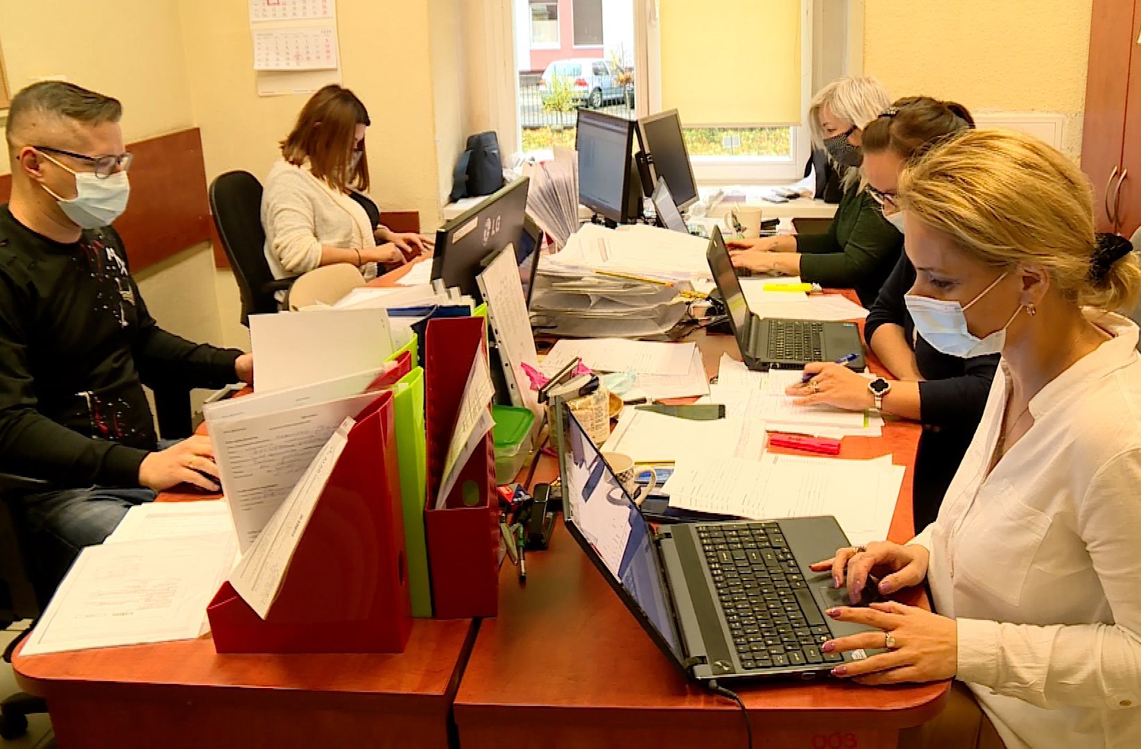 Nowi pracownicy wspomogą sanepid (WIDEO)