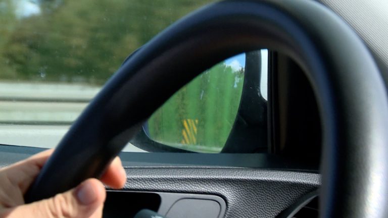 Pościg za pijanym kierowcą volvo (WIDEO)