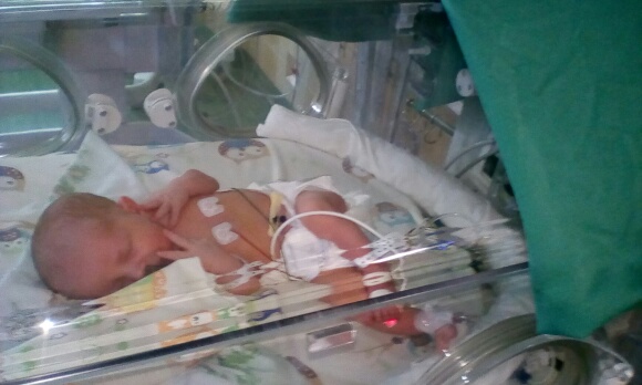 Poród przez telefon (WIDEO)