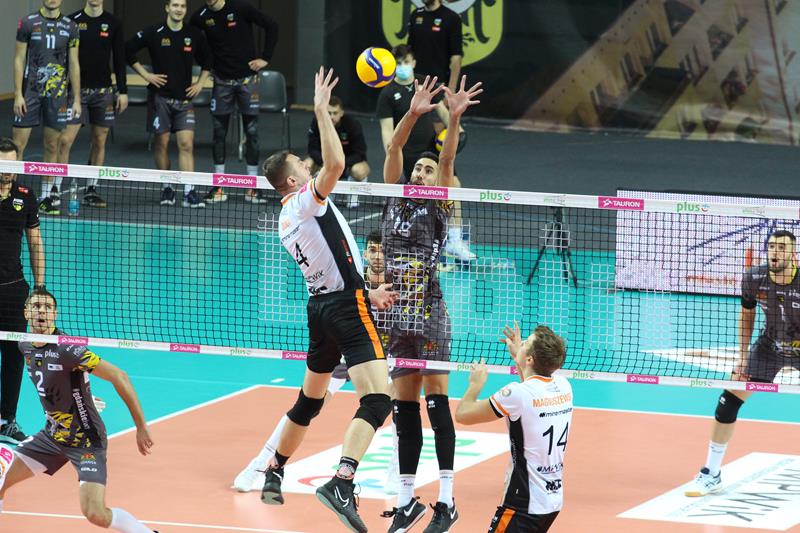 Jak równy z równym, czyli mecz Cuprum z Treflem Gdańsk