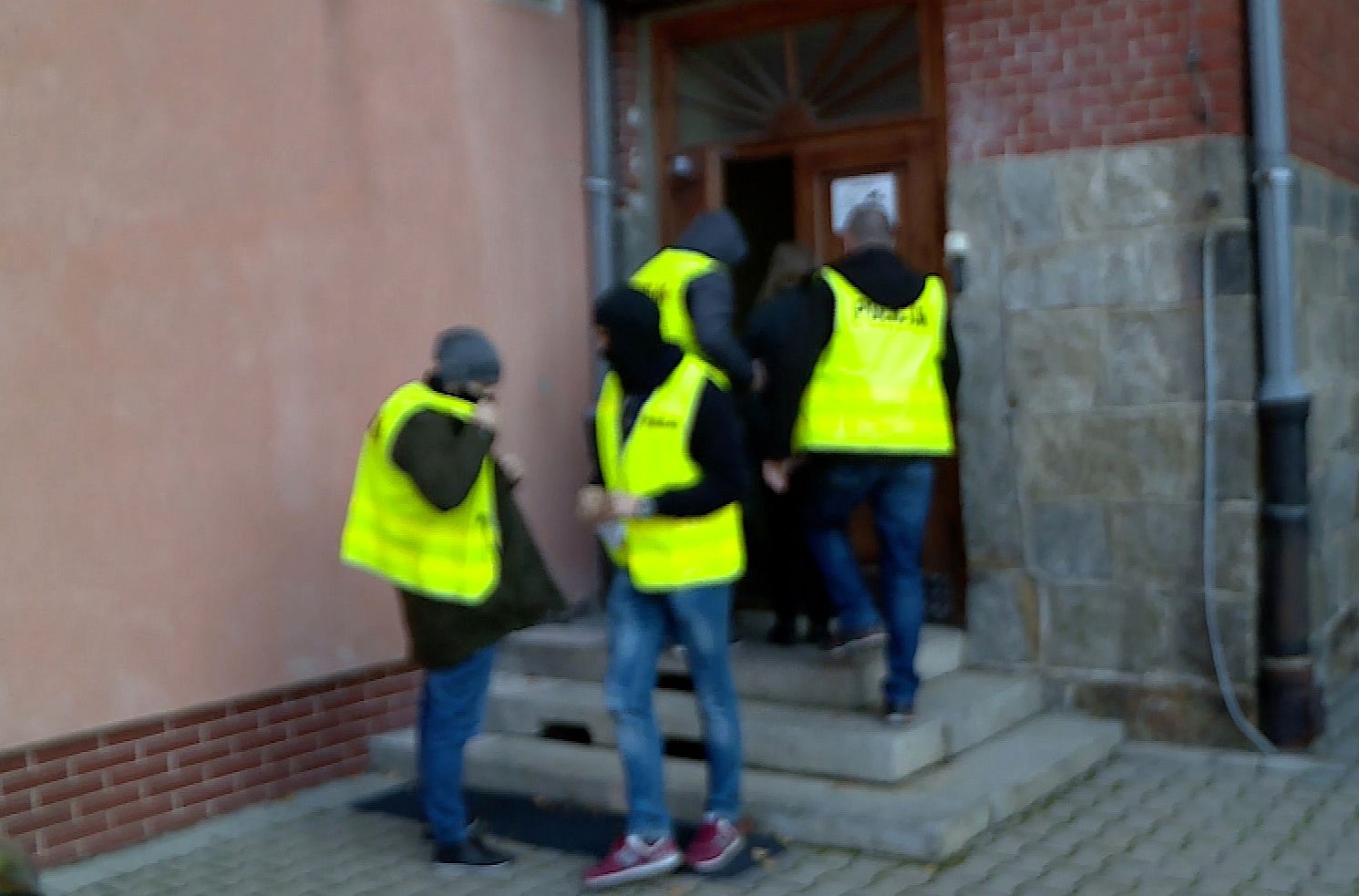 Szczegóły bestialskiej zbrodni przy Batorego (WIDEO)