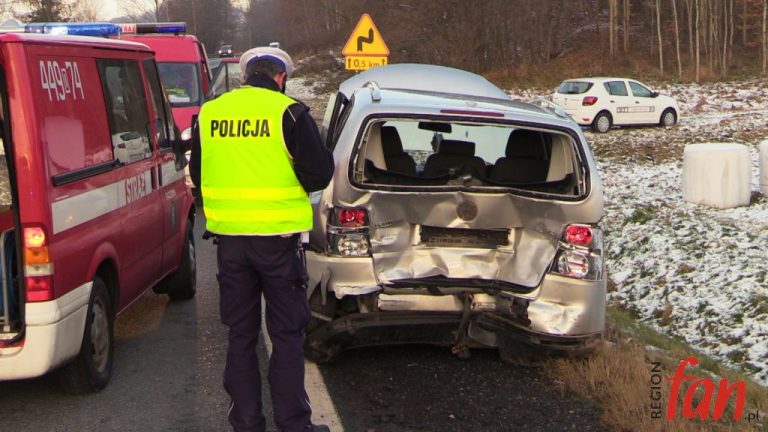 Kolizja na DK3, są poszkodowani (WIDEO)