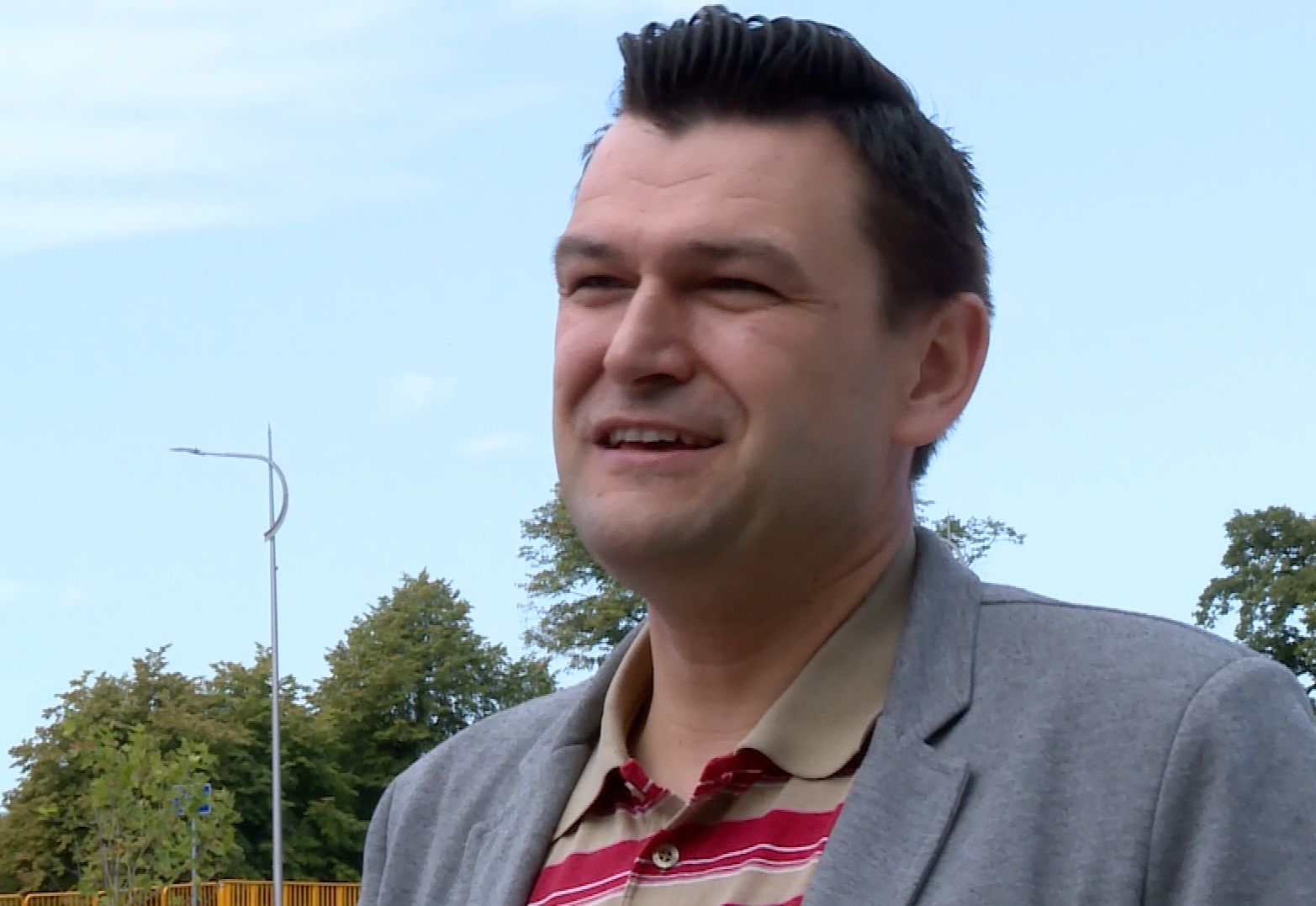 Szef klubu PiS zatrzymany za przemoc domową (WIDEO)