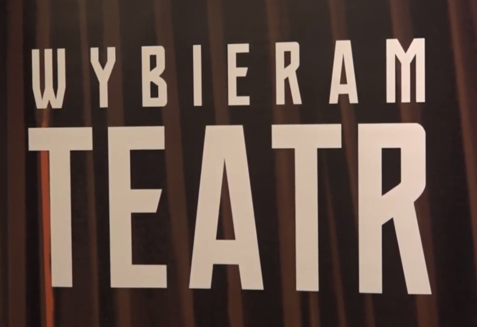 Teatr najlepszy po trzykroć